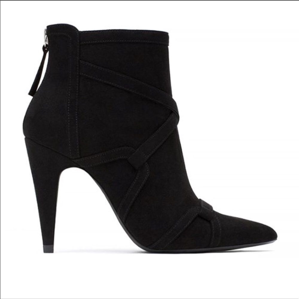 Reselling: Zara high heel Ankle boots
